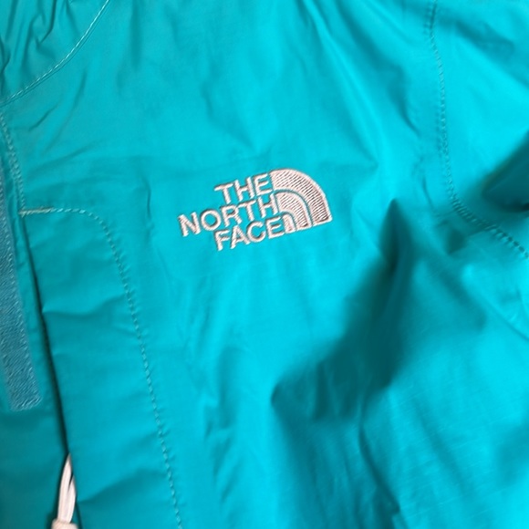 North face rain jacket. - Picture 3 of 5